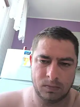 Snapshot of szymi24 chatting on 06-26-26, 01:48 szymi24 online show from 06-26-26, 01:48