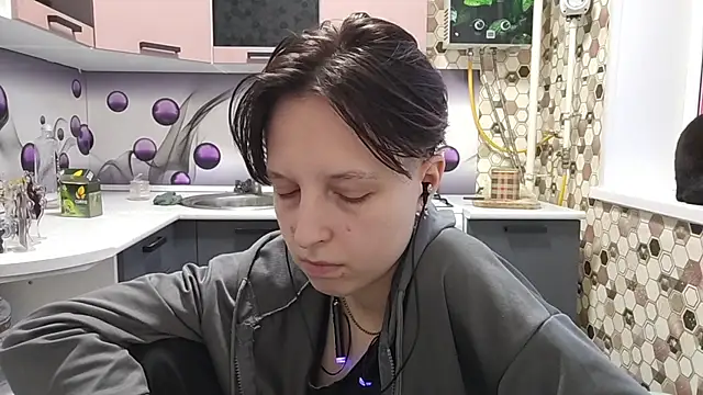 Saranade online show from 06-06-26, 05:06