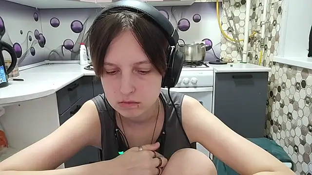 Saranade online show from 07-04-26, 05:08