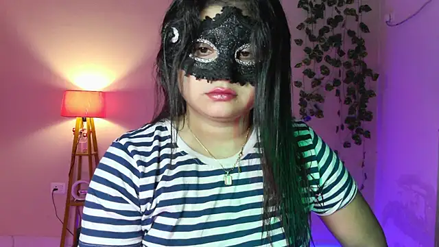 Snapshot of Red_Heart_ chatting on 07-13-26, 06:00 Red Heart online show from 07-13-26, 06:00