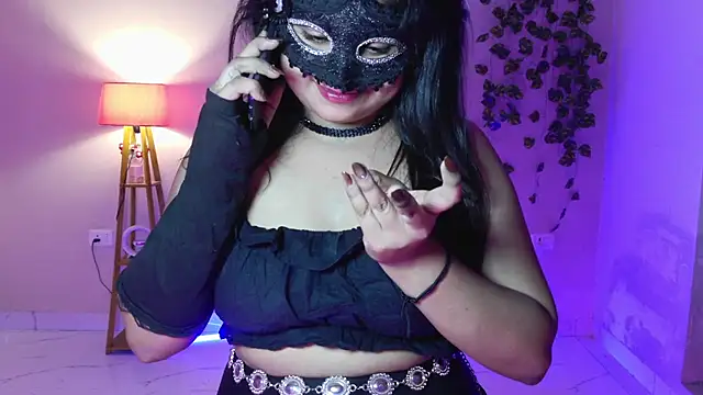 Snapshot of Red_Heart_ chatting on 07-14-26, 02:05 Red Heart online show from 07-14-26, 02:05