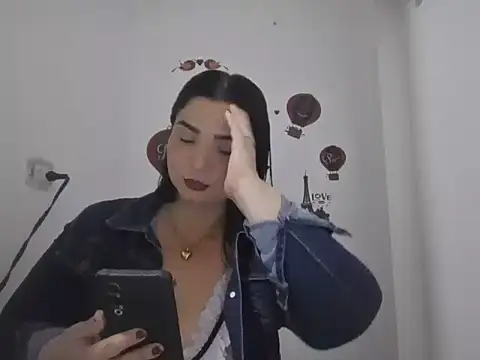 Madelyn sonora1992 online show from 06-17-26, 02:58