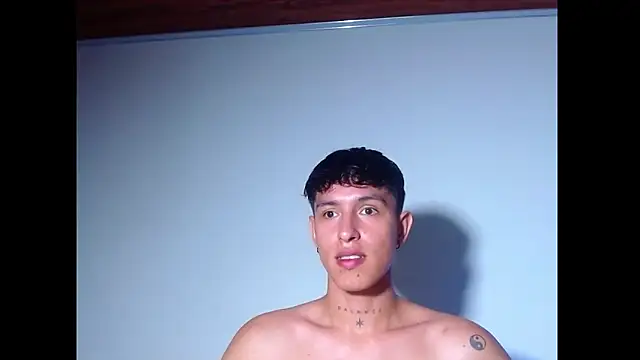 Snapshot of rowanbig chatting on 06-17-26, 10:54 rowanbig online show from 06-17-26, 10:54