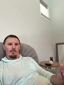 Hardpaul85 online show from 06-01-26, 06:09