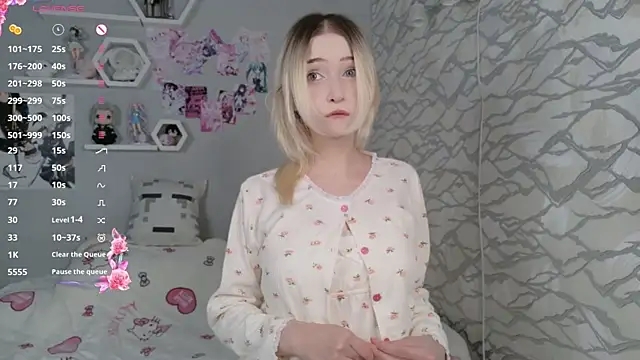 Snapshot of meganami chatting on 06-03-26, 01:03 meganami online show from 06-03-26, 01:03