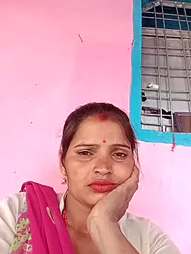 Snapshot of Divya_hot88 chatting on 06-05-26, 01:23 Divya hot88 online show from 06-05-26, 01:23