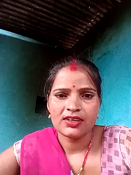 Snapshot of Divya_hot88 chatting on 06-06-26, 01:05 Divya hot88 online show from 06-06-26, 01:05