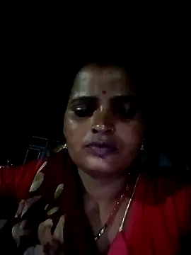 Snapshot of Divya_hot88 chatting on 06-15-26, 05:48 Divya hot88 online show from 06-15-26, 05:48