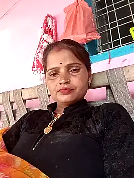 Snapshot of Divya_hot88 chatting on 07-04-26, 04:29 Divya hot88 online show from 07-04-26, 04:29