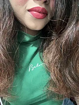 Snapshot of Yours_riya11 chatting on 07-15-26, 04:56 Yours riya11 online show from 07-15-26, 04:56