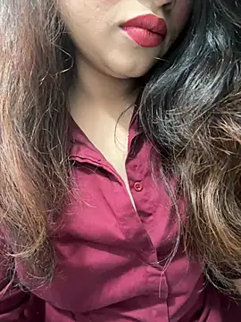Snapshot of Yours_riya11 chatting on 07-17-26, 11:31 Yours riya11 online show from 07-17-26, 11:31