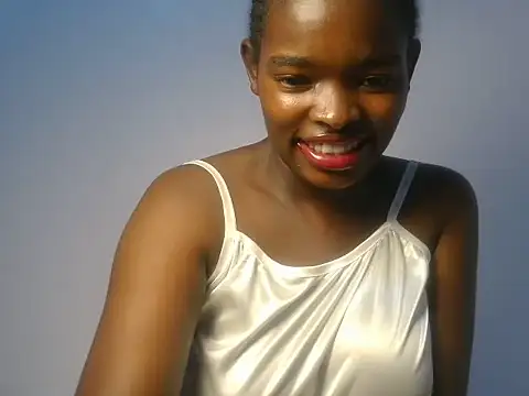 Snapshot of Emmerline_ chatting on 07-13-26, 08:55 Emmerline online show from 07-13-26, 08:55