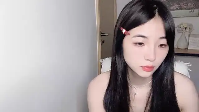 Louise-3 online show from 07-06-26, 10:23