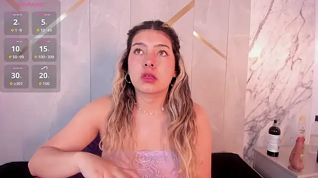 ChloeBelle  online show from 06-23-26, 12:36