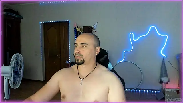 Snapshot of -SexyDaddy- chatting on 07-08-26, 04:11 -SexyDaddy- online show from 07-08-26, 04:11