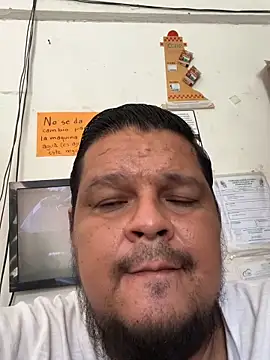 Snapshot of fercho25rv chatting on 05-29-26, 09:57 fercho25rv online show from 05-29-26, 09:57