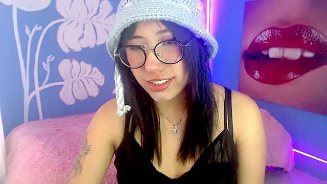 Snapshot of eli_doll chatting on 06-26-26, 11:25 eli doll online show from 06-26-26, 11:25