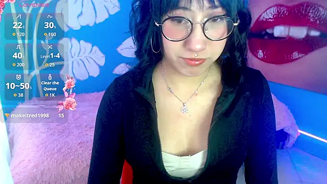 Snapshot of eli_doll chatting on 07-13-26, 11:24 eli doll online show from 07-13-26, 11:24