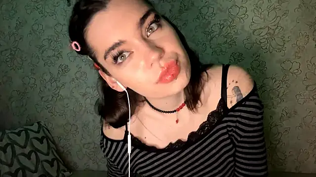 LaceyBatter online show from 06-23-26, 09:24