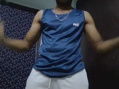 Snapshot of Hottie_Guy_hyd3 chatting on 06-24-26, 04:28 Hottie Guy hyd3 online show from 06-24-26, 04:28