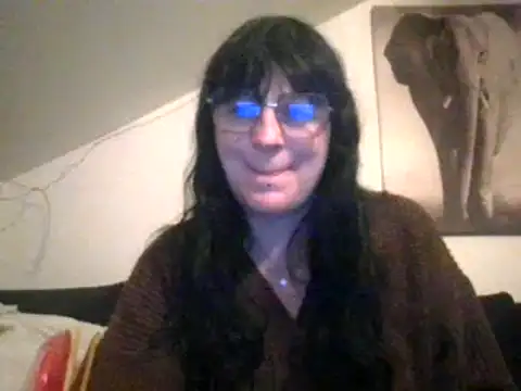 Snapshot of sexujuly88 chatting on 02-06-25, 10:21 sexujuly88 online show from 02-06-25, 10:21