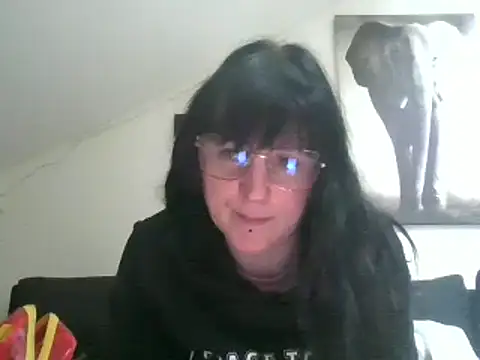 Snapshot of sexujuly88 chatting on 03-14-25, 08:21 sexujuly88 online show from 03-14-25, 08:21