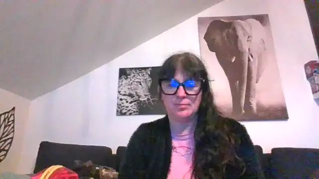 Snapshot of sexujuly88 chatting on 06-12-26, 10:08 sexujuly88 online show from 06-12-26, 10:08
