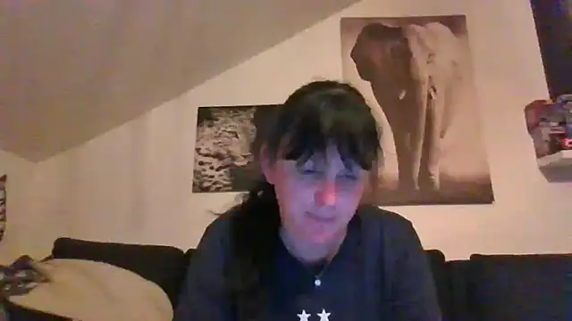 Snapshot of sexujuly88 chatting on 06-26-26, 10:36 sexujuly88 online show from 06-26-26, 10:36
