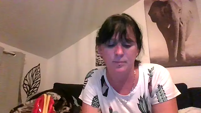 Snapshot of sexujuly88 chatting on 07-16-26, 08:26 sexujuly88 online show from 07-16-26, 08:26