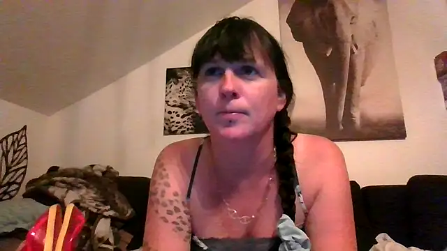 Snapshot of sexujuly88 chatting on 07-30-26, 09:03 sexujuly88 online show from 07-30-26, 09:03