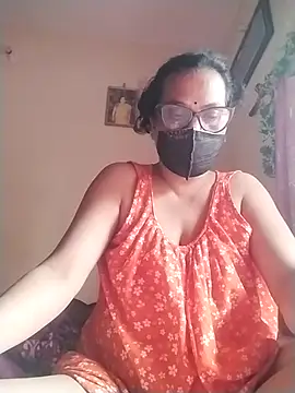 Snapshot of chatterjeesayani567 chatting on 06-18-26, 04:02 chatterjeesayani567 online show from 06-18-26, 04:02