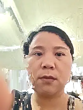 Feifei 610 online show from 06-02-26, 04:14