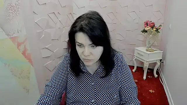 Julia reeves online show from 06-01-26, 12:51