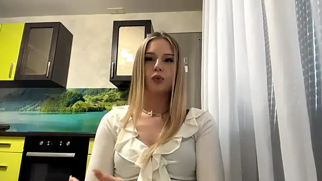 YelledBlink online show from 06-04-26, 01:06