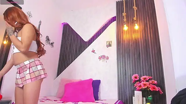 Snapshot of Yessica_Doll chatting on 07-23-26, 01:58 Yessica Doll online show from 07-23-26, 01:58