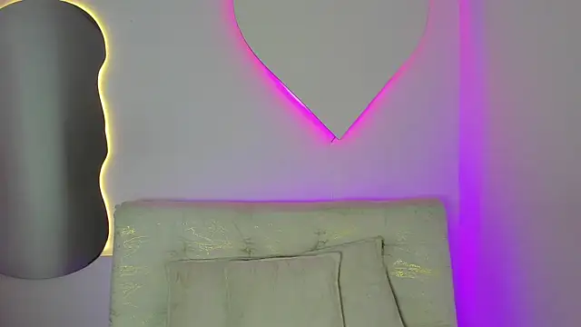 Snapshot of LindseyCarter chatting on 07-15-26, 01:49 LindseyCarter online show from 07-15-26, 01:49