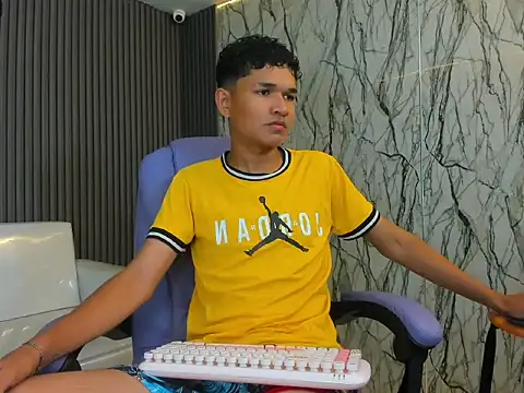 davexxx  online show from 06-07-26, 04:16