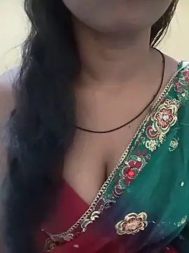Snapshot of Sexy-Zeenat chatting on 06-15-26, 05:09 Sexy-Zeenat online show from 06-15-26, 05:09