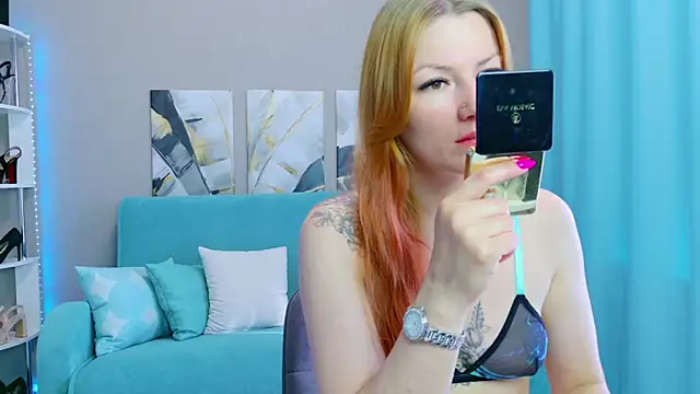 Snapshot of Redhead_Vixen__ chatting on 07-03-26, 01:12 Redhead Vixen online show from 07-03-26, 01:12