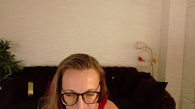 SiennaShinee online show from 07-19-26, 07:39