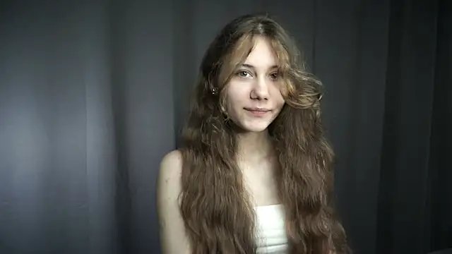 Snapshot of BellaTear chatting on 06-07-26, 07:12 BellaTear online show from 06-07-26, 07:12