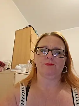 Naughtybutnicedaisy online show from 06-27-26, 12:33