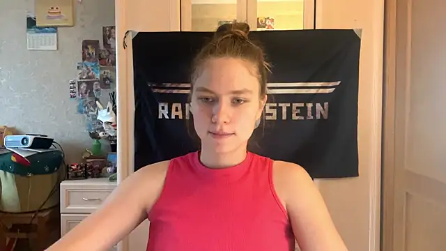 Snapshot of Codi_Rostersy chatting on 07-02-26, 02:23 Codi Rostersy online show from 07-02-26, 02:23