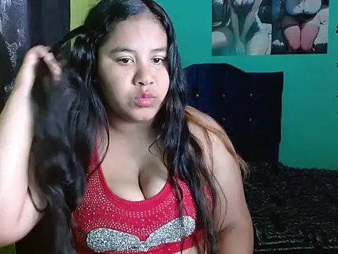 Snapshot of Rosa_ebony chatting on 06-03-26, 01:25 Rosa ebony online show from 06-03-26, 01:25