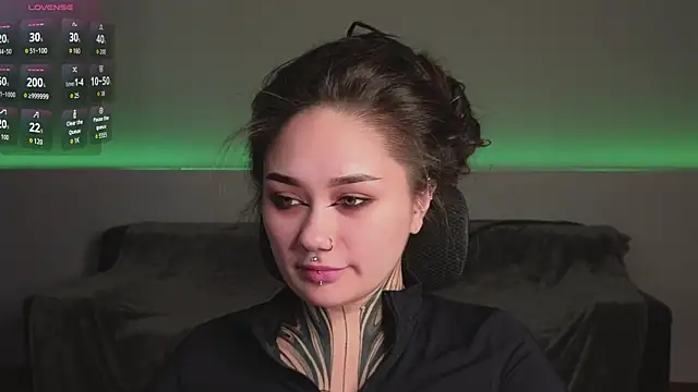 KarenHotFlirt online show from 06-16-26, 02:19
