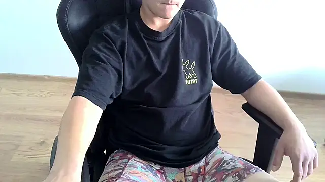 Travis Patrick online show from 06-15-26, 03:47