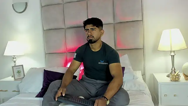 Teaserhoussejj  online show from 06-04-26, 11:49
