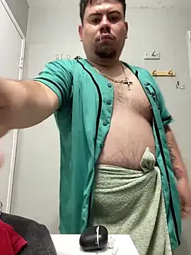 whitechocolatecandy1 online show from 06-04-26, 12:11