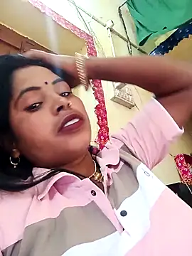 Snapshot of KRITIKA01990 chatting on 06-12-26, 06:34 KRITIKA01990 online show from 06-12-26, 06:34