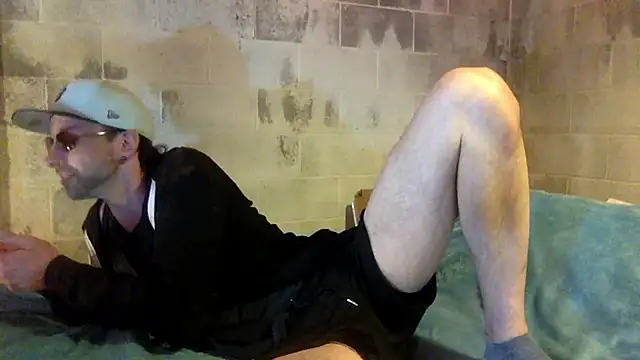 thierrybae online show from 06-12-26, 10:41